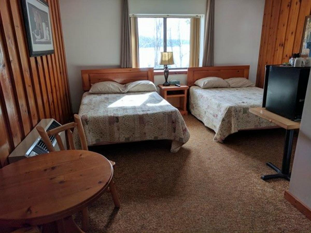 Dunlop Lake Lodge Elliot Lake Exterior photo