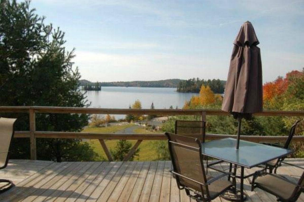 Dunlop Lake Lodge Elliot Lake Exterior photo