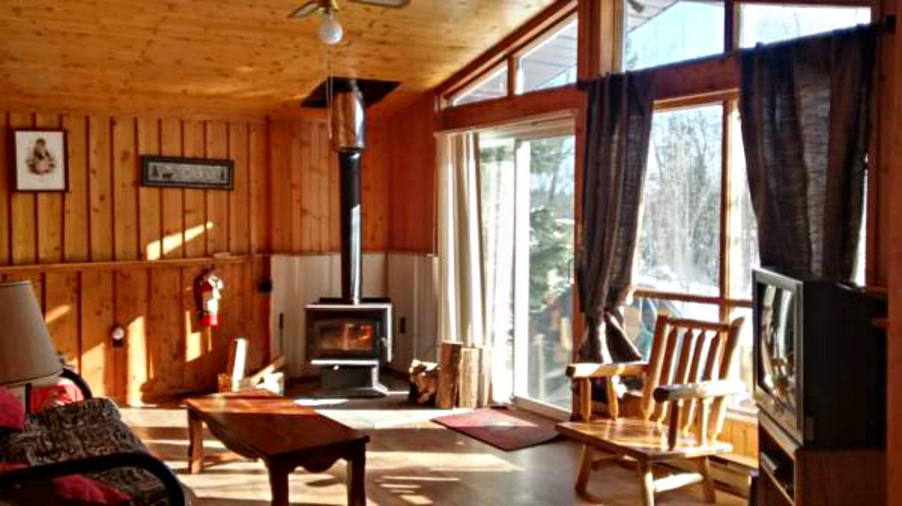 Dunlop Lake Lodge Elliot Lake Exterior photo