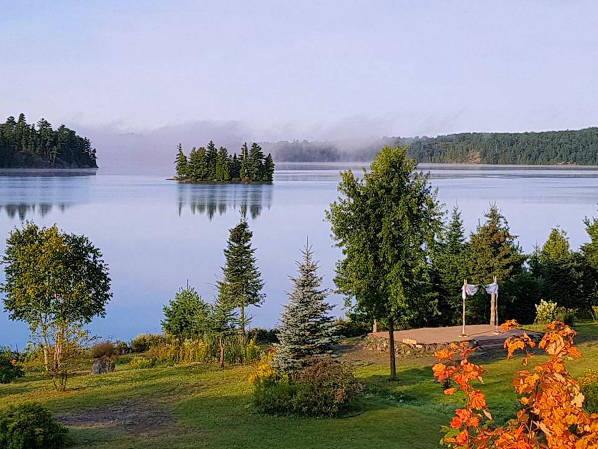 Dunlop Lake Lodge Elliot Lake Exterior photo